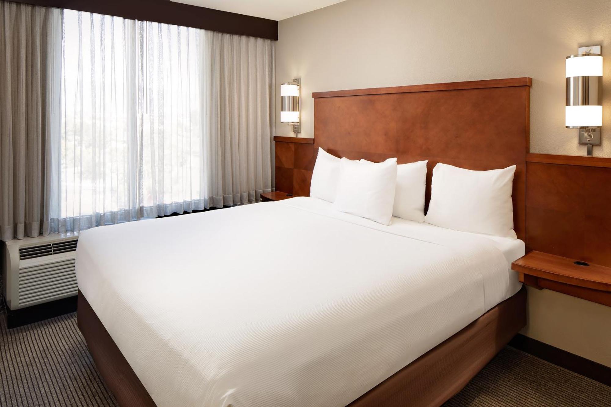 Hyatt Place Ontario/Rancho Cucamonga Pokoj fotografie