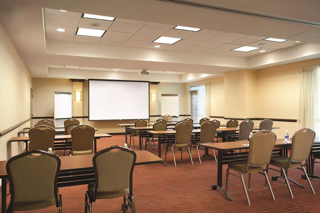 Hyatt Place Ontario/Rancho Cucamonga Zařízení fotografie