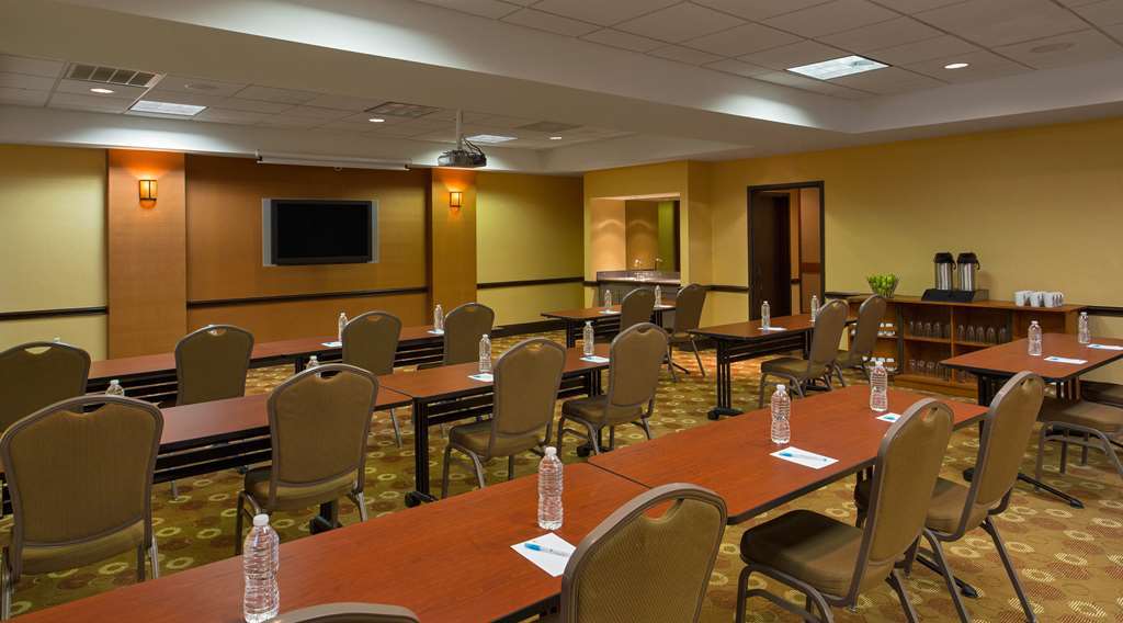 Hyatt Place Ontario/Rancho Cucamonga Zařízení fotografie